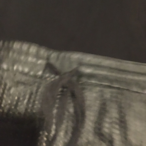 Free whit purchase dex tunic blouse - Picture 3 of 4